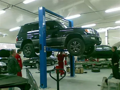 Підйомники для СТО Підйомники для СТО